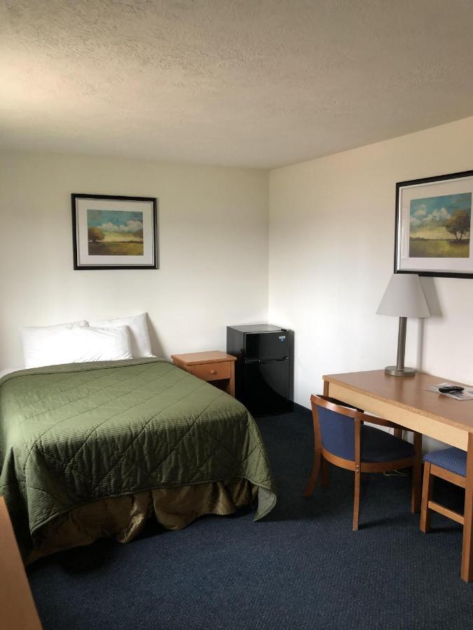Corn Palace Inn Митчелл Экстерьер фото