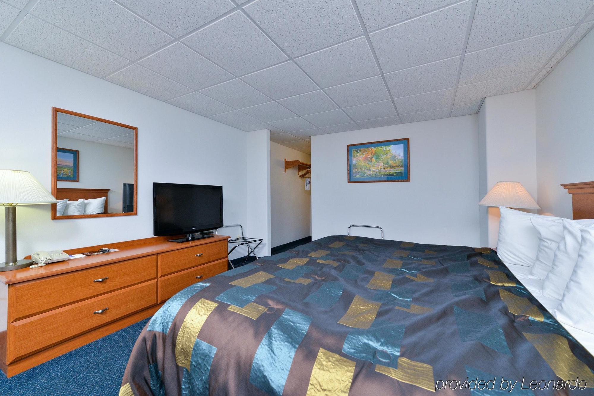Corn Palace Inn Митчелл Экстерьер фото