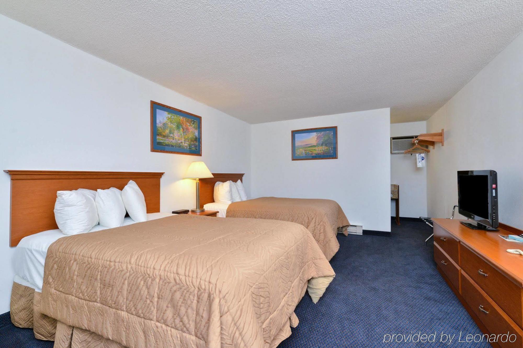 Corn Palace Inn Митчелл Номер фото